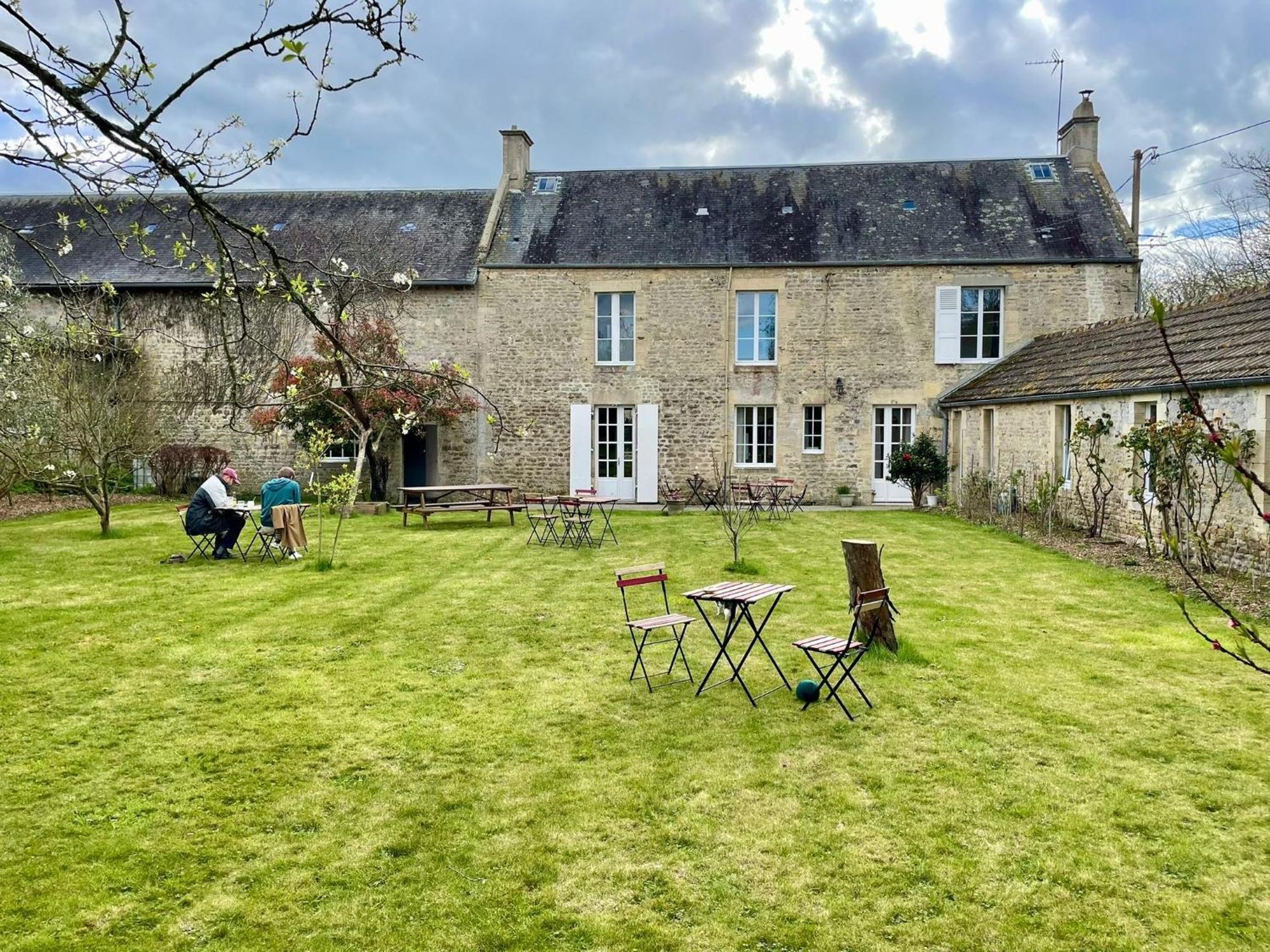 Les Chambres D'Omaha Beach Etablissement Avec Deux Chambres D'Hotes, Petit-Dejeuner Compris Fait-Maison Et Produits Locaux Vierville-sur-Mer Kültér fotó